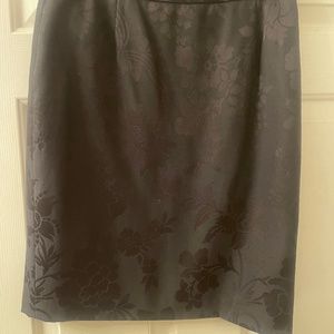 black pencil skirt